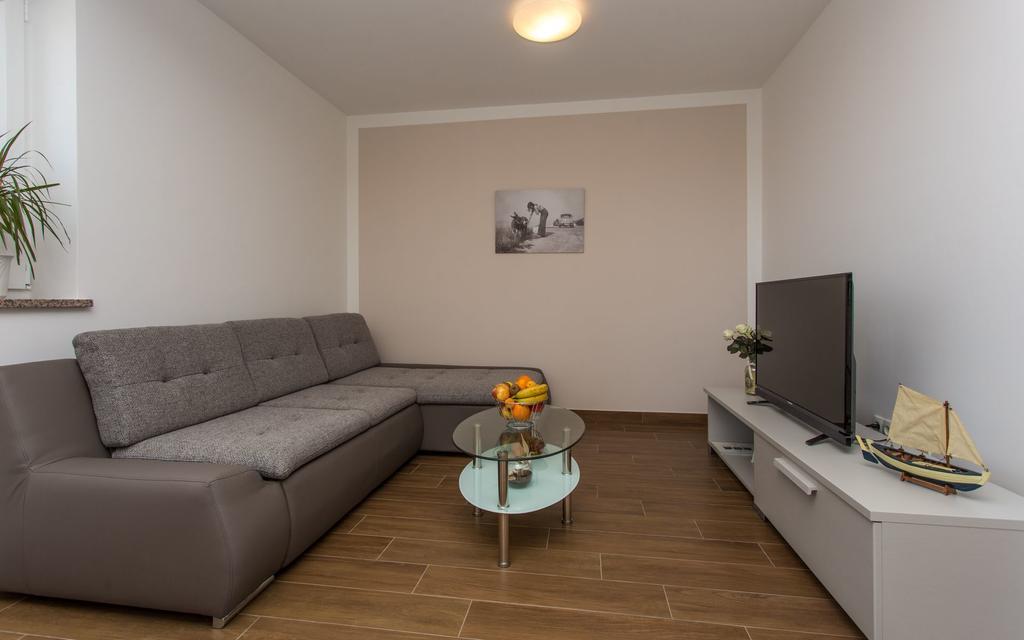 Apartment Franka Klimno Εξωτερικό φωτογραφία